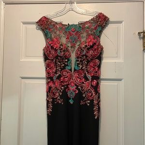 Ellie Wilde Black Beaded and Embroidered Prom Dress Size 2